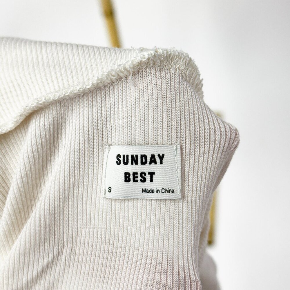 ARITZIA SUNDAY BEST CROPPED CREAM TURTLE NECK - Picture 6 of 7